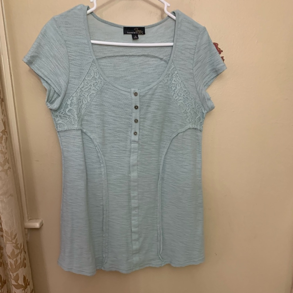 Blue lace accent top